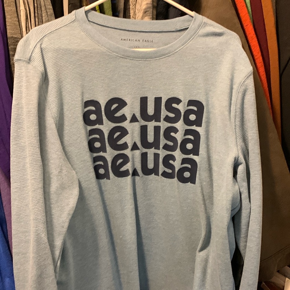 American Eagle large long sleeve shirt